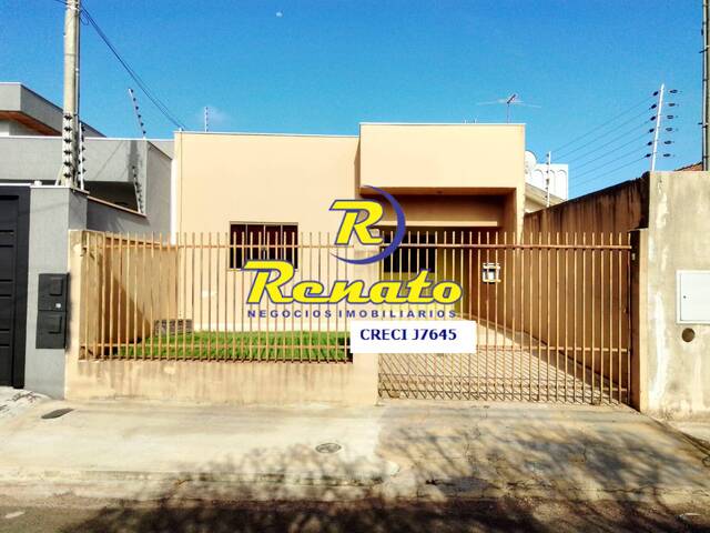 #6492 - Casa para Venda em Arapongas - PR - 2