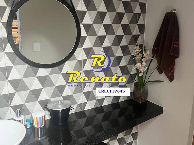 #6694 - Casa para Venda em Arapongas - PR - 2