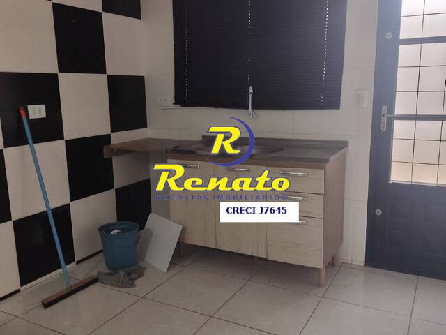 #6698 - Casa para Locação em Arapongas - PR - 3