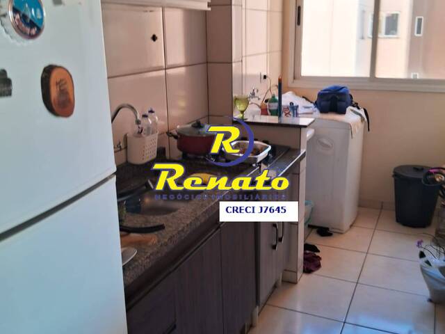#6720 - Apartamento para Venda em Arapongas - PR - 2
