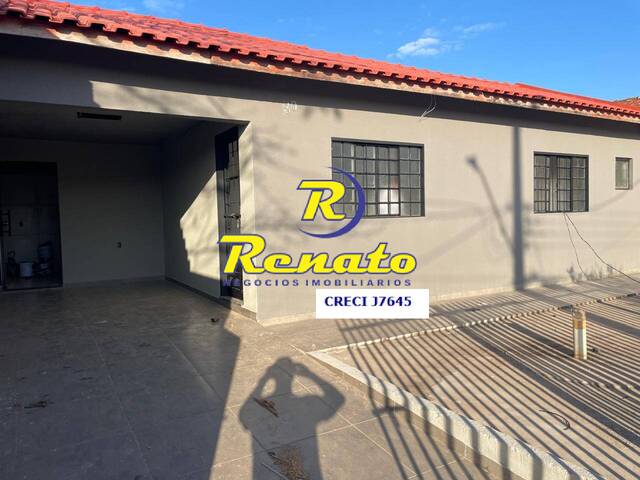 #6786 - Casa para Venda em Arapongas - PR - 2