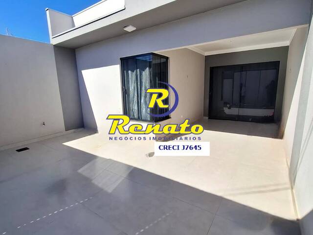 #6798 - Casa para Venda em Arapongas - PR - 2