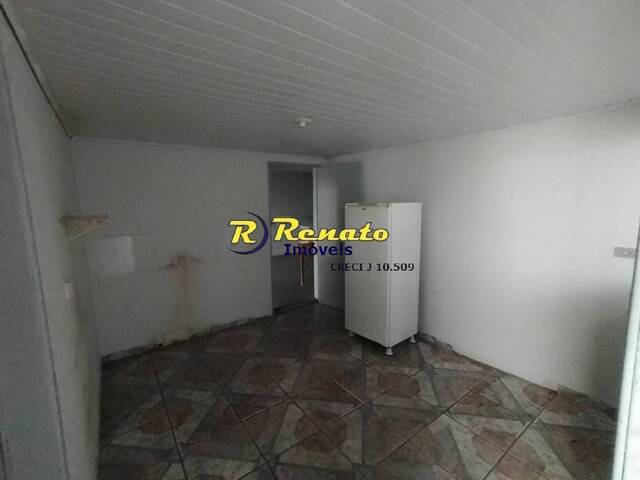 #6821 - Casa para Locação em Arapongas - PR - 2