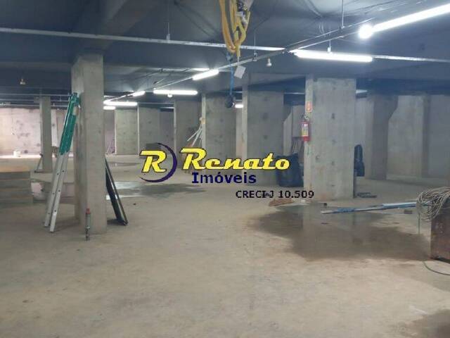 #6822 - Apartamento para Venda em Arapongas - PR - 3