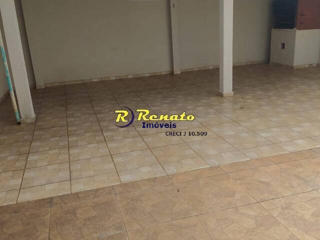 #6854 - Casa para Venda em Arapongas - PR - 3