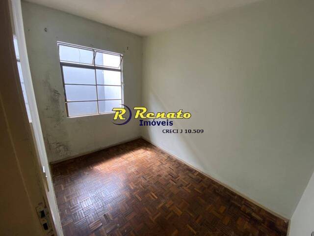 #6862 - Casa para Locação em Arapongas - PR - 2