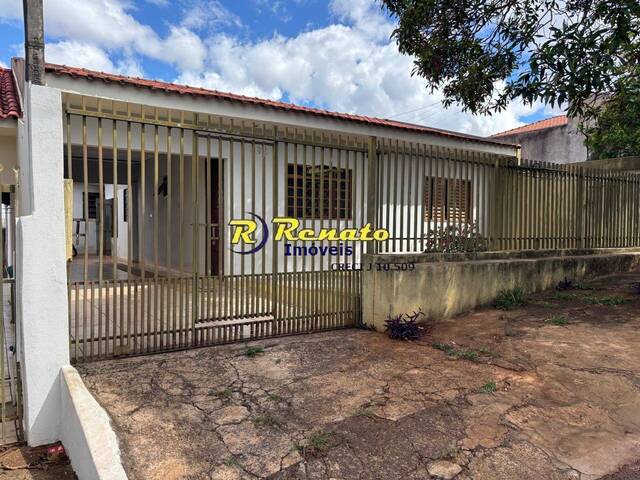 #6860 - Casa para Venda em Arapongas - PR - 3