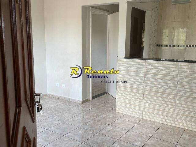 #6876 - Apartamento para Venda em Arapongas - PR - 3