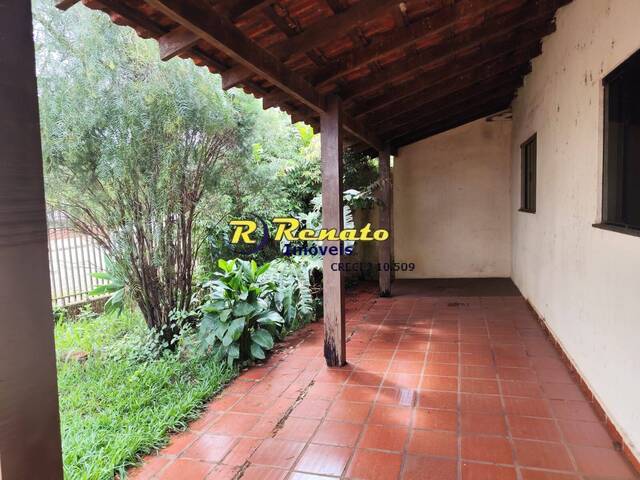 #6885 - Casa para Venda em Arapongas - PR - 3