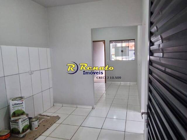 #6888 - Casa para Locação em Arapongas - PR - 2