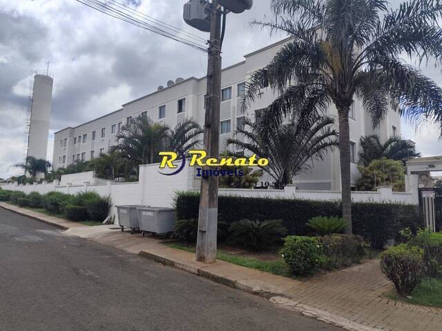 #6898 - Apartamento para Venda em Arapongas - PR - 2