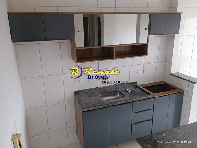 #6911 - Apartamento para Venda em Arapongas - PR - 2