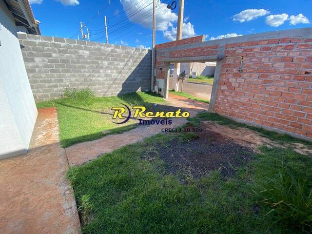 #6913 - Casa para Locação em Arapongas - PR - 2