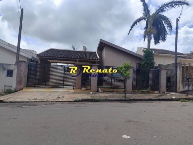 #6935 - Casa para Venda em Arapongas - PR - 2