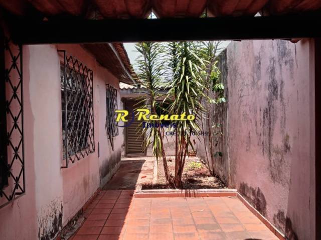 #6939 - Casa para Venda em Arapongas - PR - 1