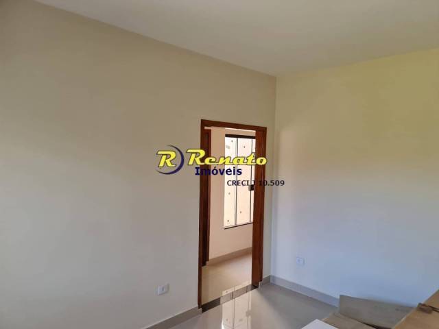 #6944 - Casa para Venda em Arapongas - PR - 2