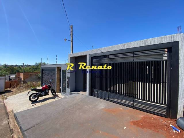 #6957 - Casa para Venda em Arapongas - PR - 3