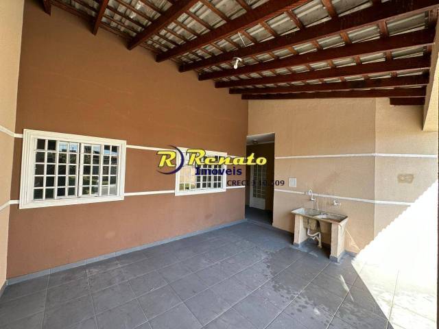 #6973 - Casa para Venda em Arapongas - PR - 2