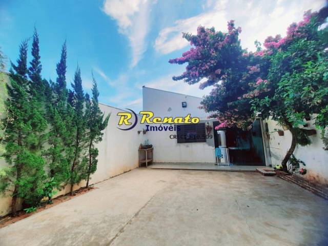 #6988 - Casa para Venda em Arapongas - PR - 1