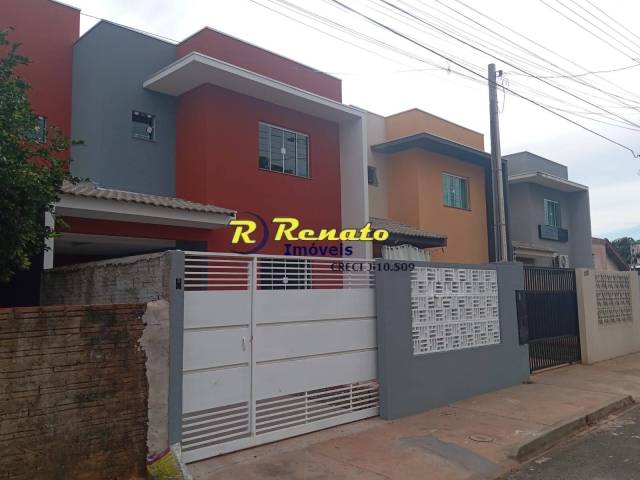 #6989 - Sobrado para Venda em Arapongas - PR - 2