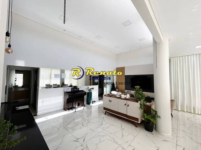 #7032 - Casa para Venda em Arapongas - PR - 2