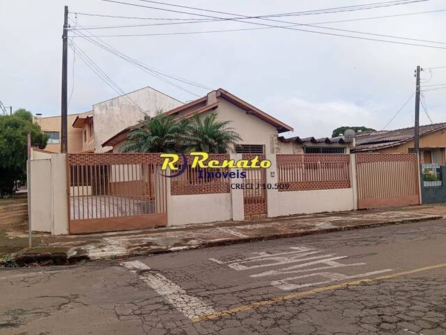 #7044 - Casa para Venda em Arapongas - PR - 1