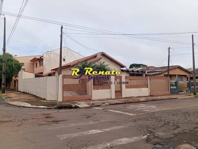 #7044 - Casa para Venda em Arapongas - PR - 3