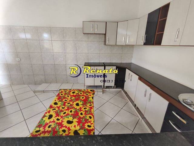 #7092 - Casa para Locação em Arapongas - PR - 2