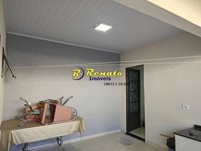 #7110 - Casa para Venda em Arapongas - PR - 1