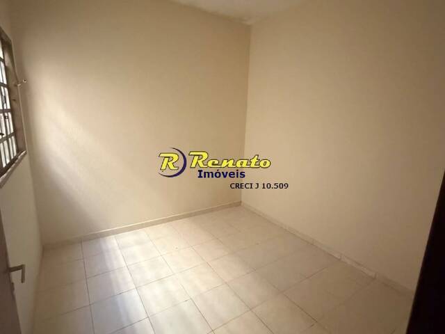 #7141 - Casa para Locação em Arapongas - PR - 3