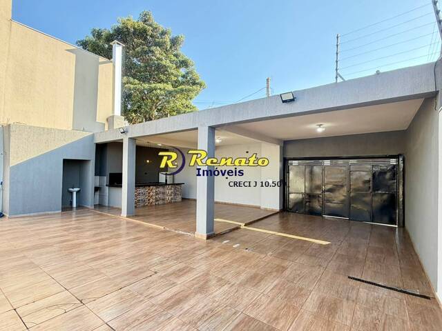 #7154 - Casa para Venda em Arapongas - PR - 2