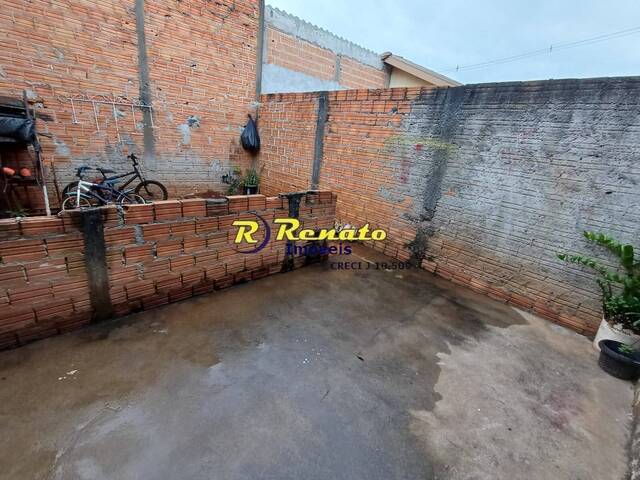 #7181 - Casa para Venda em Arapongas - PR - 2