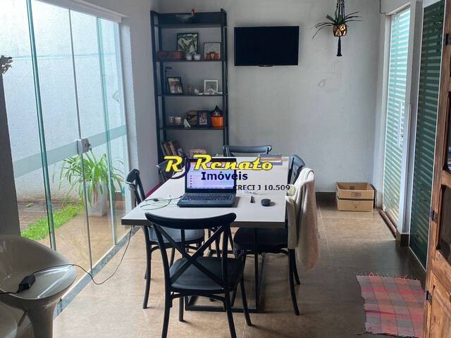 #7190 - Casa para Venda em Arapongas - PR - 2